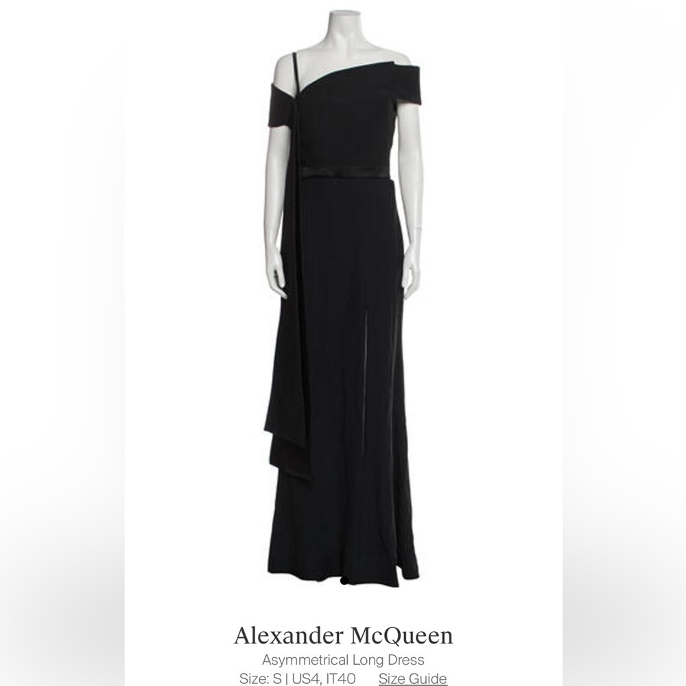 Alexander McQueen black evening gown. Size 4 IT 40.